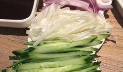 吃葱面吃酥瓜味吗,探寻吃葱面与酥瓜的独特风味