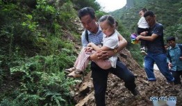 洛塘镇吃瓜,夏日炎炎，吃瓜群众欢乐多