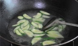 吃虾后可以吃瓜,美味又健康的生活小窍门