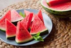 熙然吃不吃瓜,揭秘娱乐圈的甜蜜与苦涩