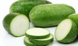 经期可以吃蜜瓜吗,经期女性适宜食用蜜瓜的饮食指南