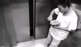 电梯吃瓜被丢出去,吃瓜群众意外被抛出，安全意识警钟长鸣