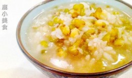 夏天吃瓜喝粥,瓜果飘香，粥香四溢