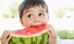 只管吃瓜看戏图片大全,看戏图片大全背后的趣味人生