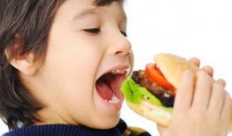 小滕同学吃瓜精彩