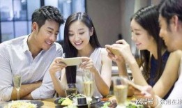 林馨蕊同学吃瓜,揭秘校园里的“瓜田”趣事