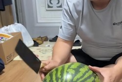 真实惊悚吃瓜,揭秘真实惊悚吃瓜事件背后的真相