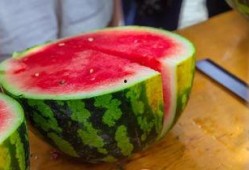 大学肩带吃瓜,揭秘校园里的“吃瓜”文化现象